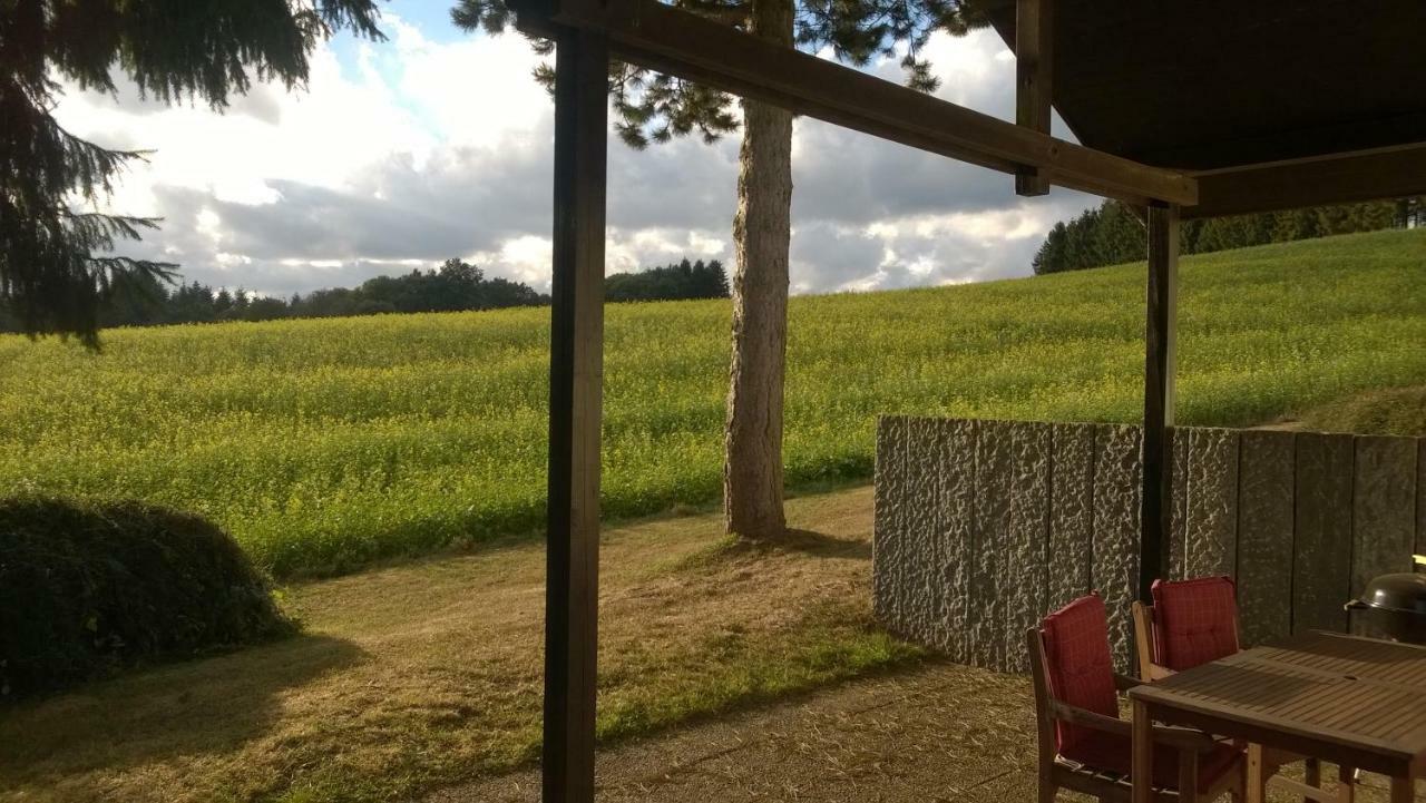Blick In Die Suedeifel Biersdorf المظهر الخارجي الصورة