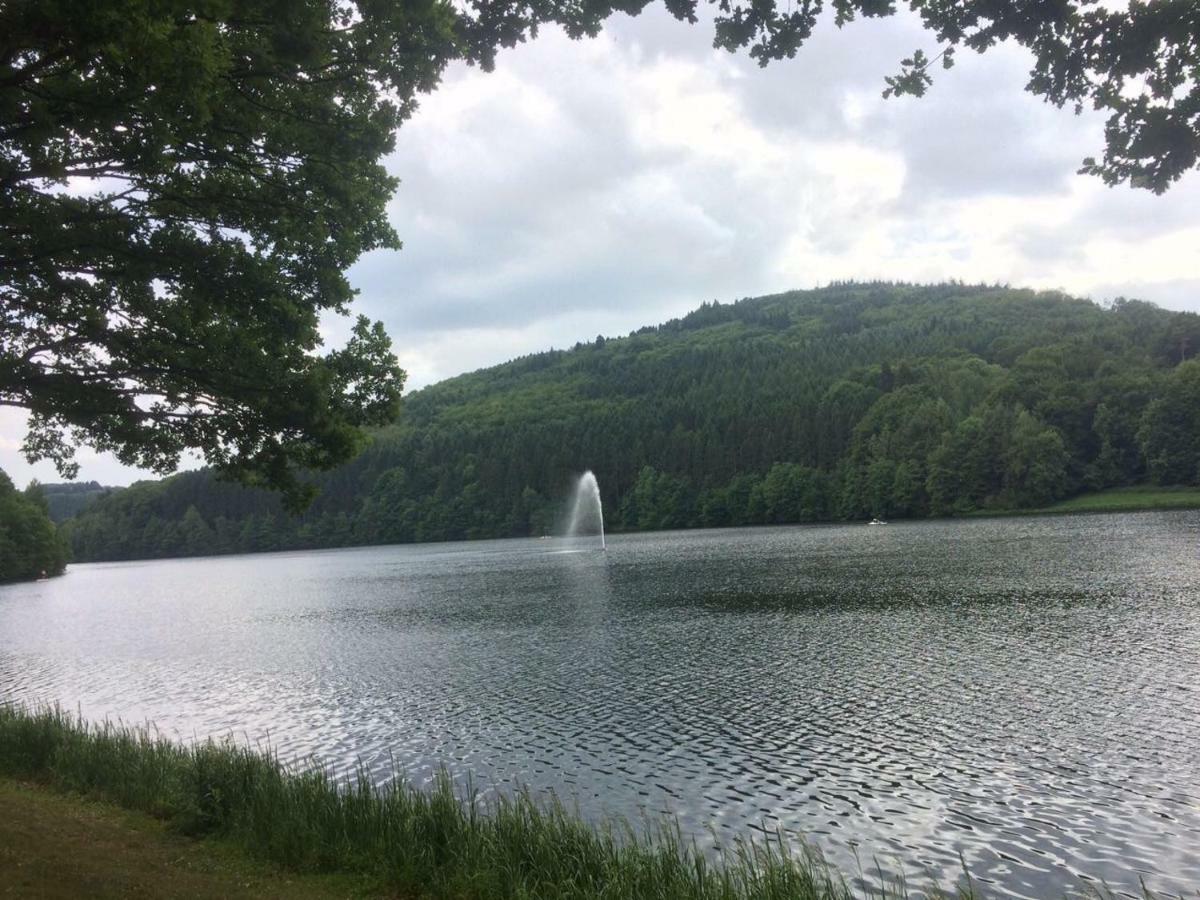 Blick In Die Suedeifel Biersdorf المظهر الخارجي الصورة